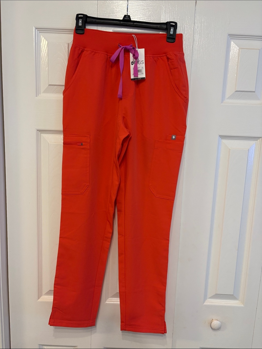 Figs Women’s orange Scrub Pants with Purple Drawstring size XSP 679